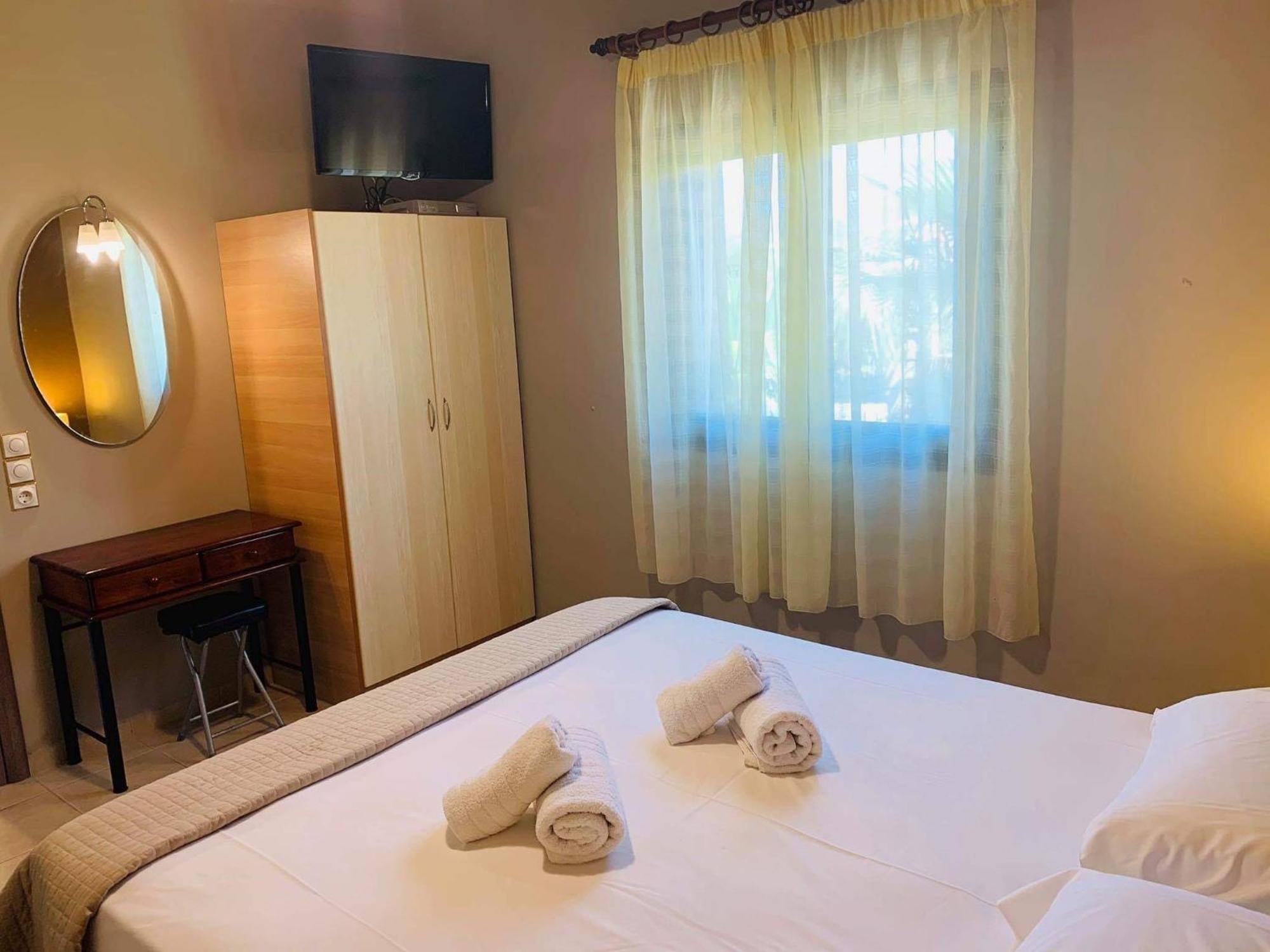 Finikes Apartments Ступа Стая снимка