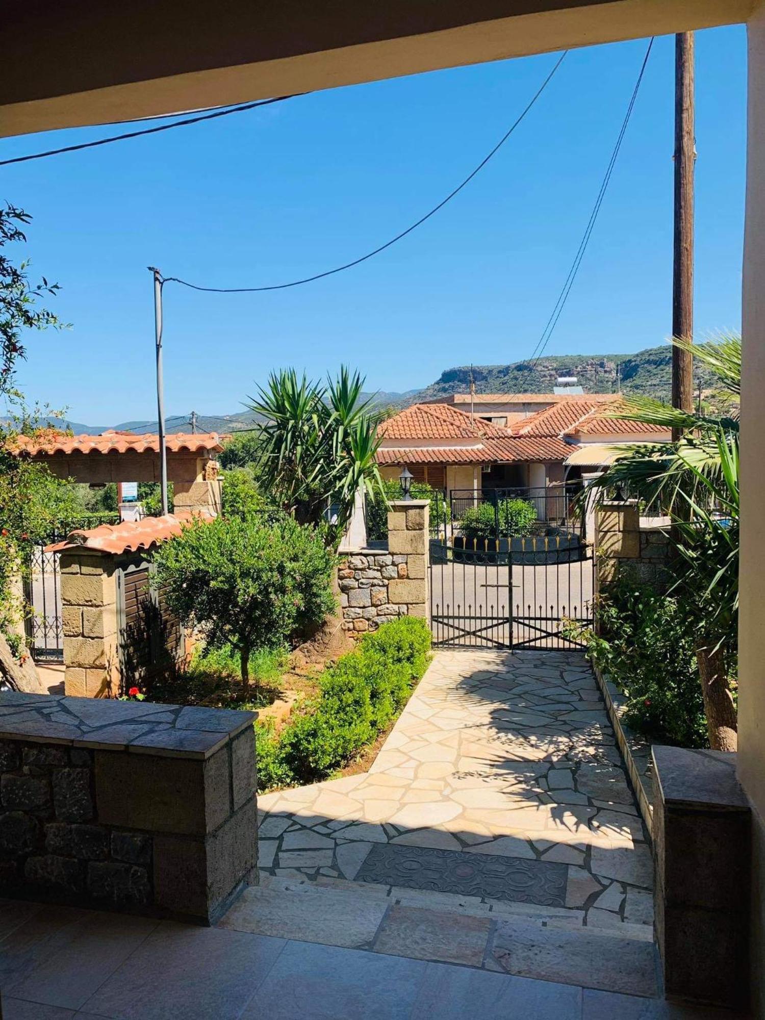 Finikes Apartments Ступа Стая снимка
